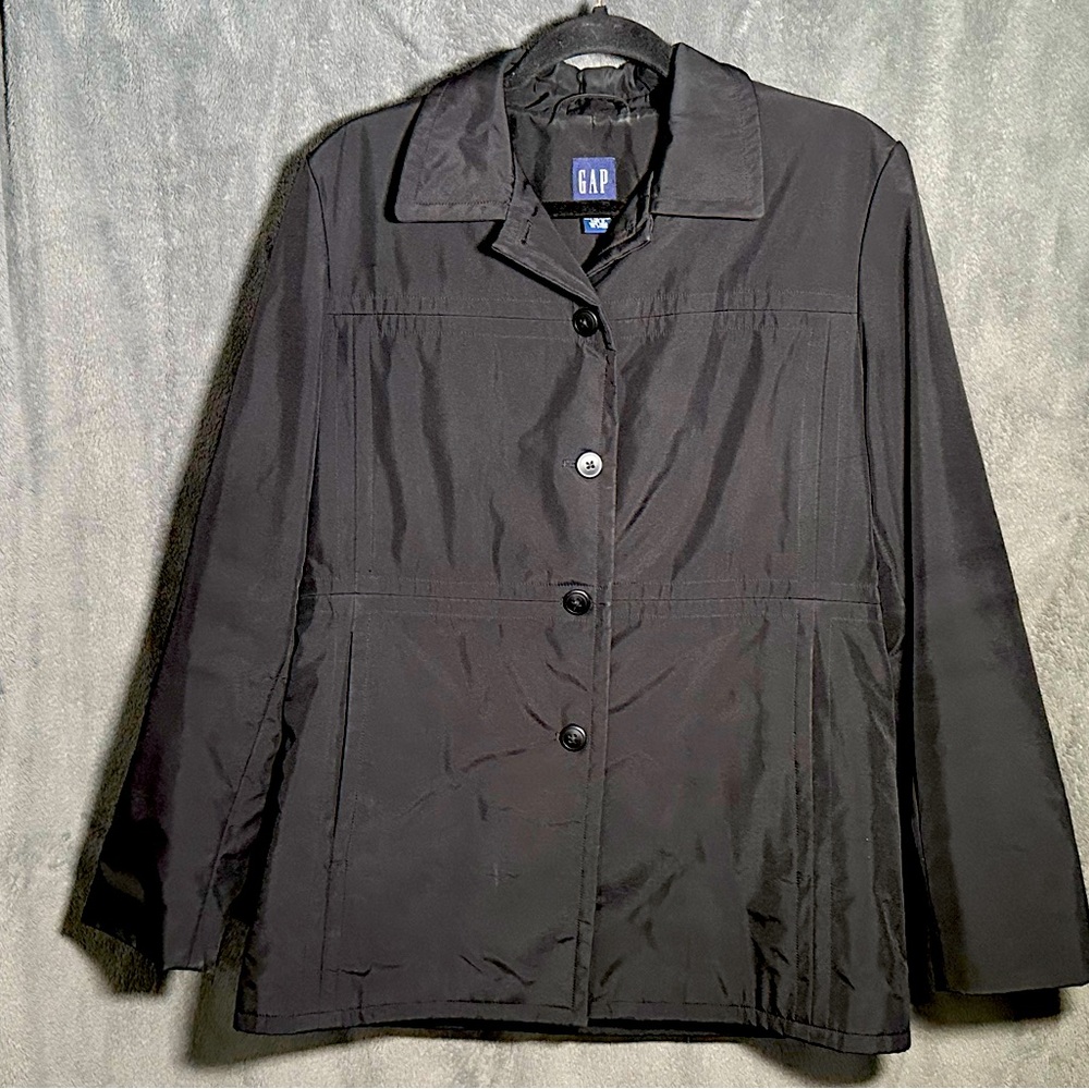 GAP Women’s Parka Jacket Black Button Down Size Medium Fall Fashion Staple